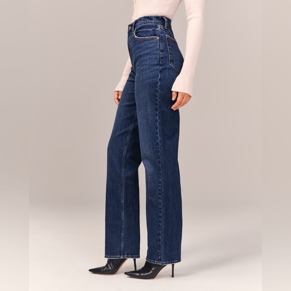 Abercrombie & Fitch Curve Love Ultra High Rise 90s Straight Jean - Picture 3 of 10